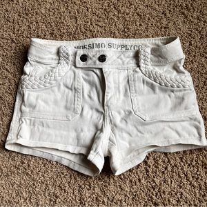 White jean shorts fit like 0